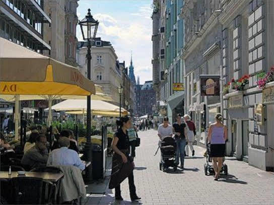 Hotel Bei der Esplanade Hamburg Exterior foto